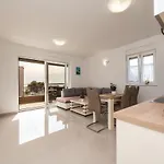 Appartement Zoran Brand New Modern *