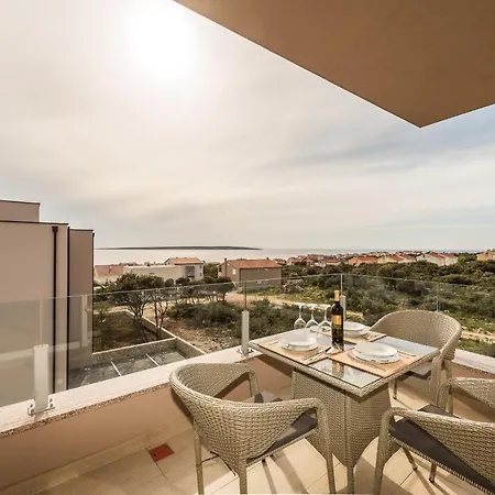 Zoran Brand New Modern Apartman *